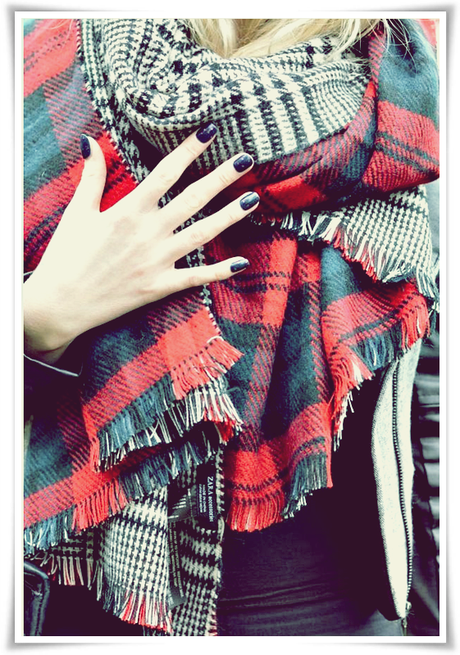 Vuelve el frío: 6 claves por las que todas deseamos una Bufamanta, por @Loqllevelarubia Vuelve el frío: 6 claves por las que todas deseamos una Bufamanta, por @Loqllevelarubia