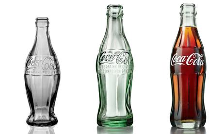 Es momento de compartir 100 años de una botella única cocacola