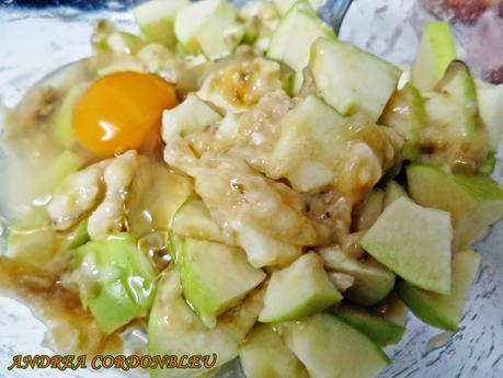 GALLETAS DE AVENA, PLÁTANO, MANZANA Y ALMENDRA.