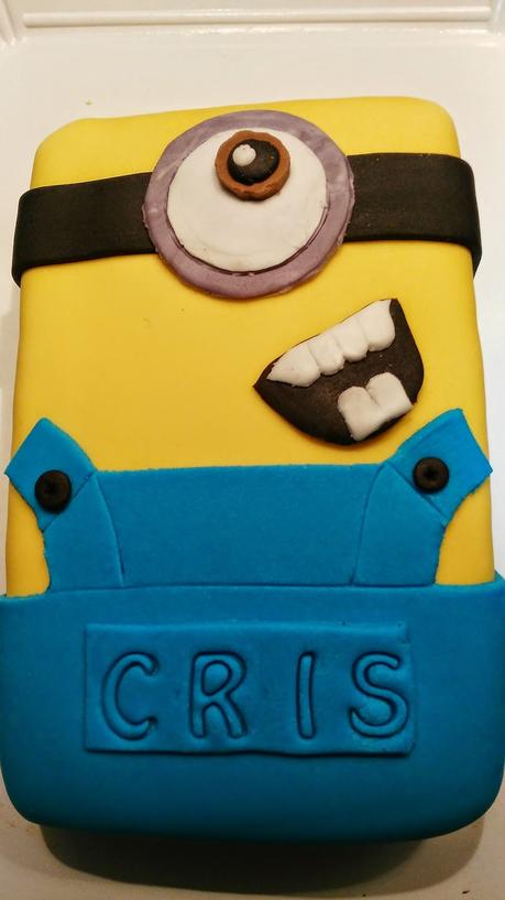 TARTA MINION