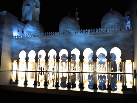 Grand Mosque, Abu Dhabi OLYMPUS DIGITAL CAMERA