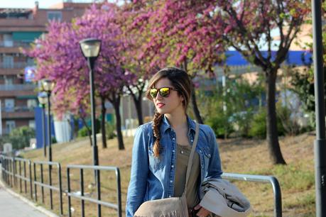 TRENCH AND KHAKI TRENCH AND KHAKI