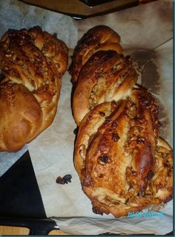 trenza de higos secos y nueces17 copia trenza de higos secos y nueces17 copia