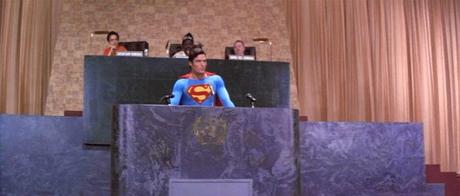 SUPERMAN IV: En busca de la paz