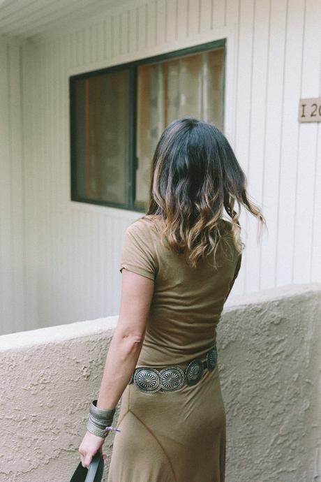 COACHELLA DAY 2 Coachella_2015-Music_Festival-Khaki_Maxi_Dress-Polo_Ralph_Lauren-Cowboy_Belt-Outfit-Street_Style-Festival_Look-6