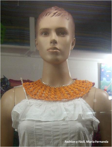 Collar tejido sobre cadena. Cuello tejido a ganchillo fácil (A necklace over a chain easy DIY) Collar tejido sobre cadena. Cuello tejido a ganchillo fácil (A necklace over a chain easy DIY)