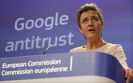 Google podría enfrentar una multa por 6 billones por leyes antimonopolio.