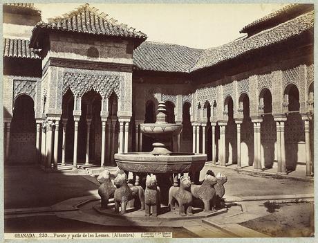 Agenda de exposiciones: Una visión inédita de la Alhambra. Jean Laurent y Fernando Manso, Universos, El poder de las canciones y el Mercado Central del Diseño.
