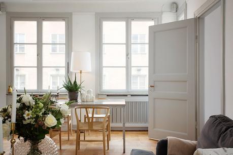 Un apartamento totalmente blanco Un apartamento totalmente blanco