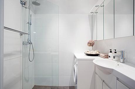 Un apartamento totalmente blanco Un apartamento totalmente blanco