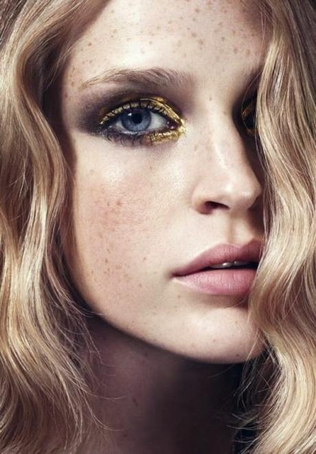 Saca la princesa que llevas dentro con estas ideas de maquillaje con purpurina Saca la princesa que llevas dentro con estas ideas de maquillaje con purpurina