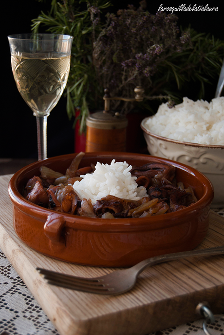 CALAMARES ENCEBOLLADOS EXPRES {Receta de mi abuela} CALAMARES ENCEBOLLADOS EXPRES {Receta de mi abuela}