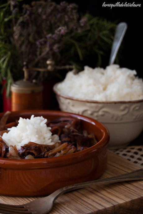 CALAMARES ENCEBOLLADOS EXPRES {Receta de mi abuela} CALAMARES ENCEBOLLADOS EXPRES {Receta de mi abuela}