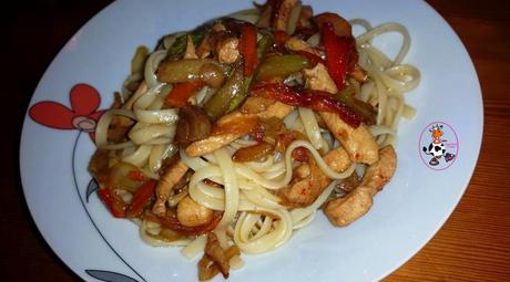 TALLARINES CON POLLO TALLARINES CON POLLO