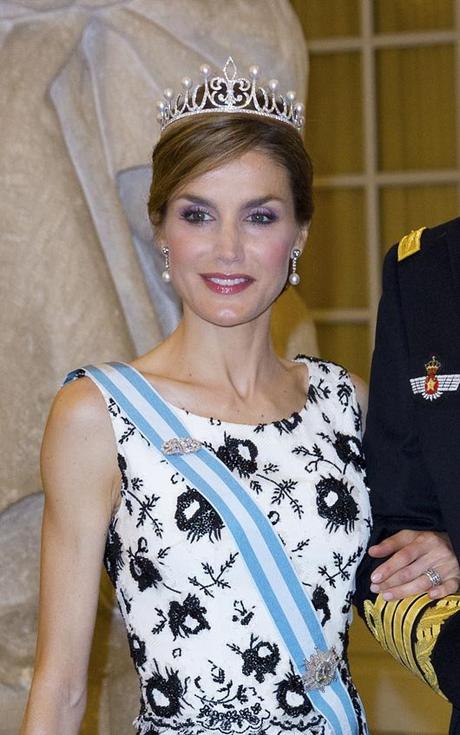 La reina Letizia estrena una tiara valorada en 50.000 euros Letizia Tiara