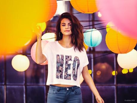 Selena Gomez luce su nueva colección de adidas NEO