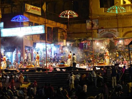 Por los ghats de Varanasi