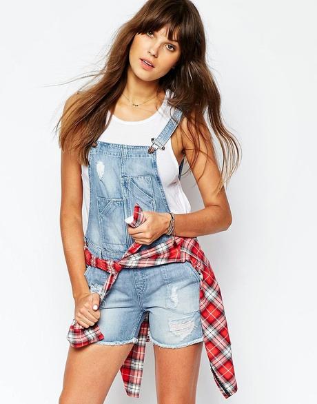 Cómo llevar un peto vaquero Cómo llevar un peto vaquero