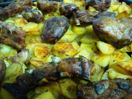 Costilla de cerdo al horno con patatas