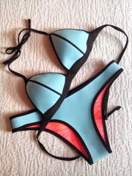 Bikini reversible de neopreno de Pull & Bear