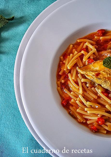 FIDEOS CON CABALLA PASO A PASO Fideos con Caballa