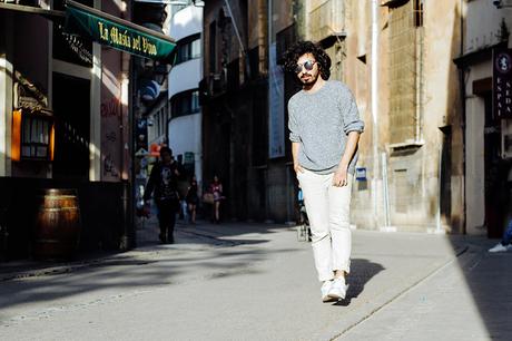 glamournarcotico_cant_keep_running_away_sunglasses_sundaysomwhere_Springfield_sweater_h&m_chinos_stan_smith_sneakers_fashionblog_menswear_street_style_by_charlie_cole (8)
