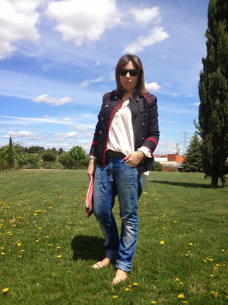 ANY SUNDAY.- ANY SUNDAY.-