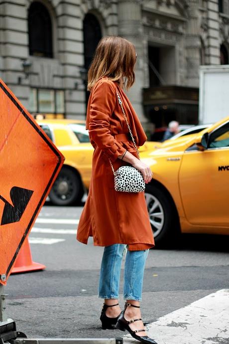 ORANGE TRENCH, 5th ave ORANGE TRENCH, 5th ave