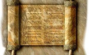 La biblia, su historia, la razón de su uso en Logia