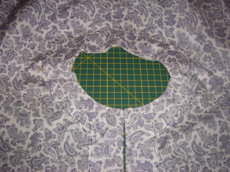 COMO HACER UNA OBERTURA DELANTERA Y ESCOTE COMO HACER UNA OBERTURA DELANTERA Y ESCOTE