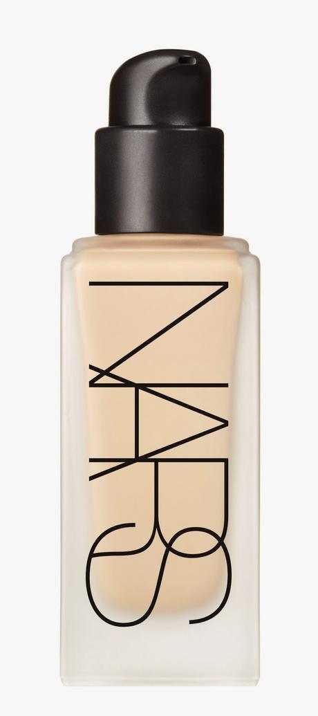 Probando All Day Luminous Weightless Foundation de NARS NARS, All Day Luminous Weightless Foundation, base de maquillaje