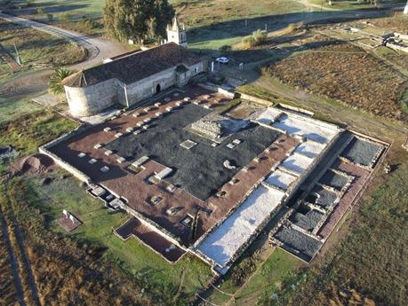 Finalizan las actuaciones arqueológicas en la domus romana de Turóbriga, en Aroche (Huelva)