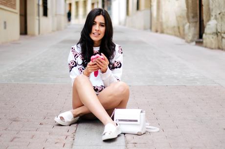 (...)IN A BARBIE WORLD... (...)IN A BARBIE WORLD...