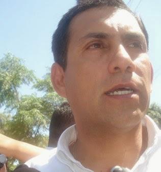 JAVIER ALVARADO MINIMIZA A ORLANDO DE LA CRUZ… JAVIER ALVARADO MINIMIZA A ORLANDO DE LA CRUZ…