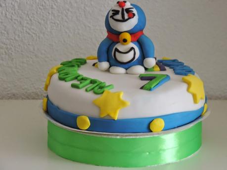 DORAEMON FONDANT-BIZCOCHO BLUE VELVET...