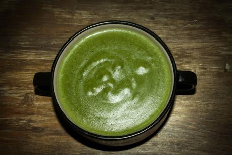 CREMA DE ESPINACAS & REVUELTO DE ESPINACAS CON SEMILLAS DE LINO CREMA DE ESPINACAS & REVUELTO DE ESPINACAS CON SEMILLAS DE LINO