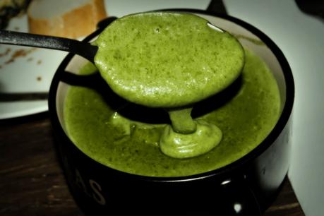 CREMA DE ESPINACAS & REVUELTO DE ESPINACAS CON SEMILLAS DE LINO CREMA DE ESPINACAS & REVUELTO DE ESPINACAS CON SEMILLAS DE LINO