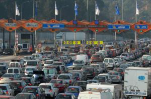 Peajes en las autovías. ¿Es esa la solución adecuada? #peajes en las autovías
