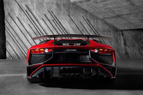 Lamborghini Aventador SV Rear