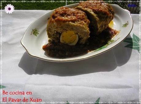 Rollo de carne picada (berenjenas rellenas de rollo) Rollo de carne picada (berenjenas rellenas de rollo)