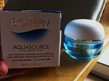 AQUASOURCE DE BIOTHERM. SKIN PERFECTION. AQUASOURCE DE BIOTHERM. SKIN PERFECTION.