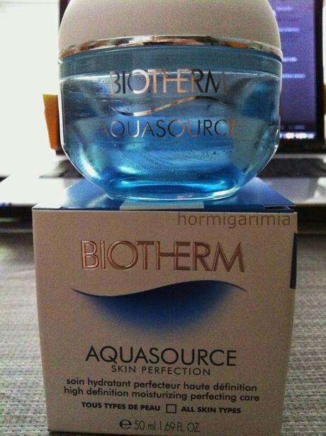 AQUASOURCE DE BIOTHERM. SKIN PERFECTION. AQUASOURCE DE BIOTHERM. SKIN PERFECTION.