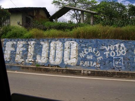 Propagandas electorales que no se quitan y que dañan nuestro patrimonio natural Propagandas electorales que no se quitan y que dañan nuestro patrimonio natural
