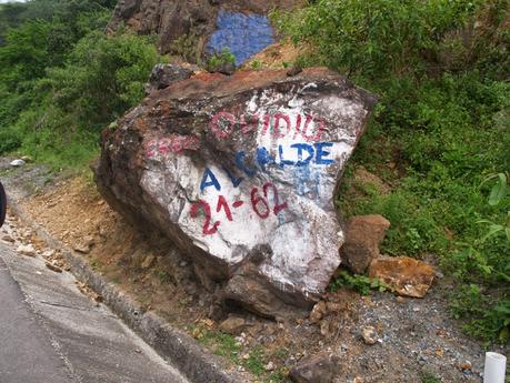 Propagandas electorales que no se quitan y que dañan nuestro patrimonio natural Propagandas electorales que no se quitan y que dañan nuestro patrimonio natural