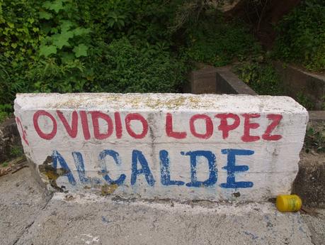 Propagandas electorales que no se quitan y que dañan nuestro patrimonio natural Propagandas electorales que no se quitan y que dañan nuestro patrimonio natural