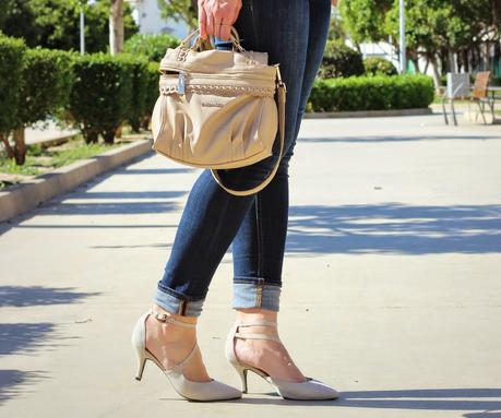 Un collar que alegra cualquier look Un collar que alegra cualquier look