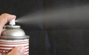 como pintar un mueble de madera acabado metálico aerosoles