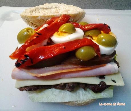 Chivito (bocadillo) Chivito (bocadillo)