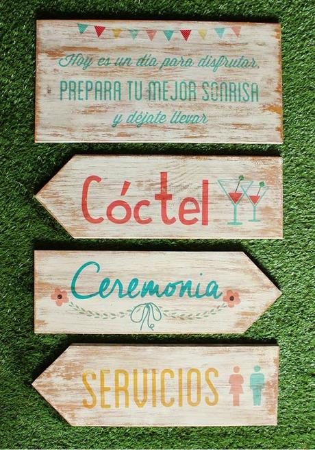 Señaliza tu boda con flechas o carteles de madera.