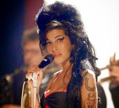 Familia de Amy Winehouse carga contra el documental